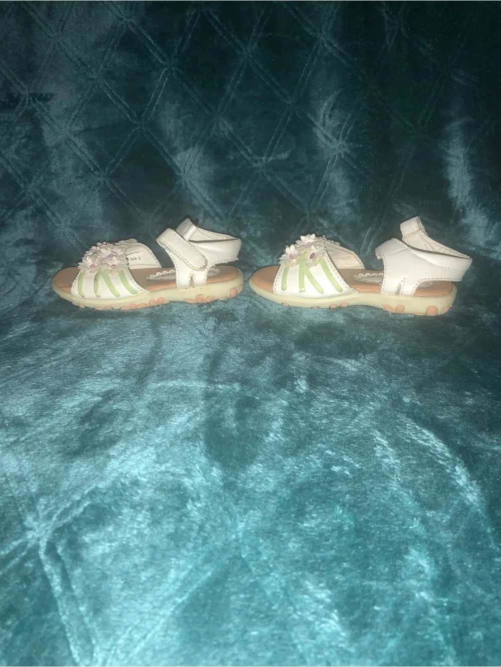 Laura Ashley Toddler Girls White Green And Pink Floral Flowers Sandals Sz 5